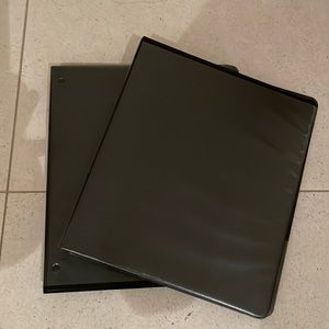 Set of two small binders